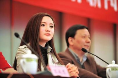 四川力达士俱乐部正式成立新焦点为美女老板(图)
