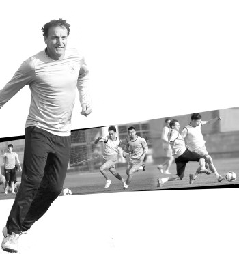 鲁能客战泰达主力阵容微调勒夫受伤杨旭顶替