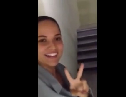 Ů��ʿ͵�����������Ͱ���ף��������ŭ��ͼ��