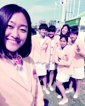 ���˻�����Ů���ٹ�����˧��ΰ��������ڣ�ͼ��