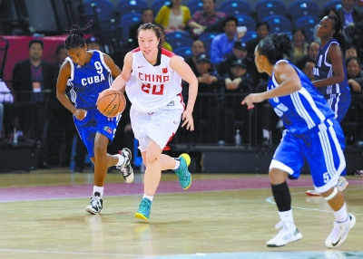 14-15����WCBA��Ļս���Ϻ�Ů��ӭ���ź죨ͼ��