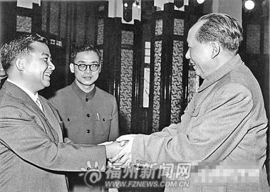 何振梁曾任毛泽东翻译 在主席身边耳濡目染(图)