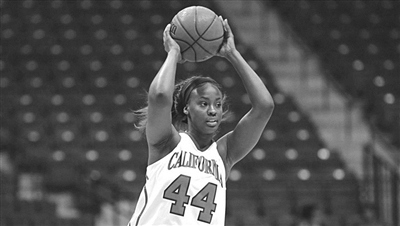 天才篮球少女窒息而亡 因睡梦中被口香糖噎住