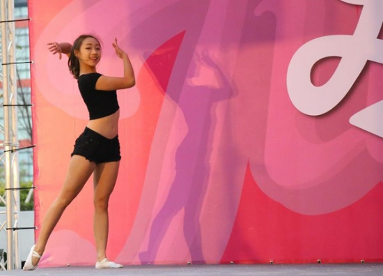 ���ѡ��չ������������ѡ̨���������ӣ�ͼ��