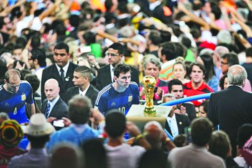 �й����߻����缶��Ӱ��:÷�����籭��ʹ˲�䣨ͼ��