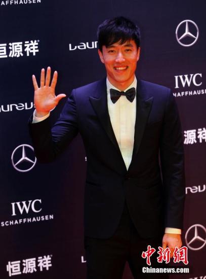 刘翔5月正式道别观众钻石联赛上将见证飞人谢幕