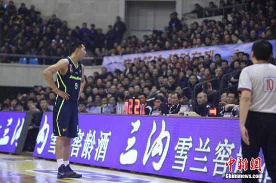 阿联年薪2000万留广东?老记:留守是真价虚高