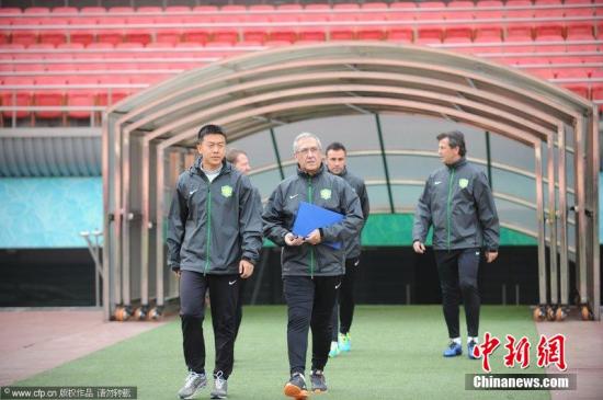 国安取三分登积分榜首赢一场伤两将令曼帅心忧