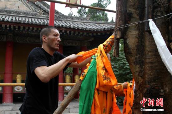 ���ض�8��11�ս��ڱ�������96�ƽ�һ���پ���