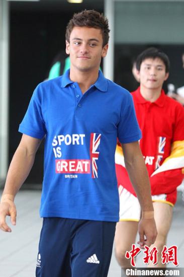 ���������Ķ���˹����ͬ������Ϊ�ùھ���������