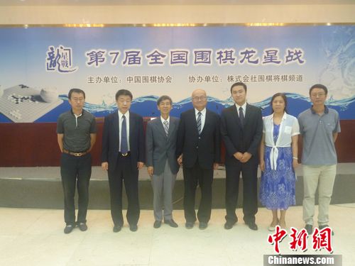 ���߽�ȫ��Χ������ս��Ļ�ھ�����Ϊ12��Ԫ