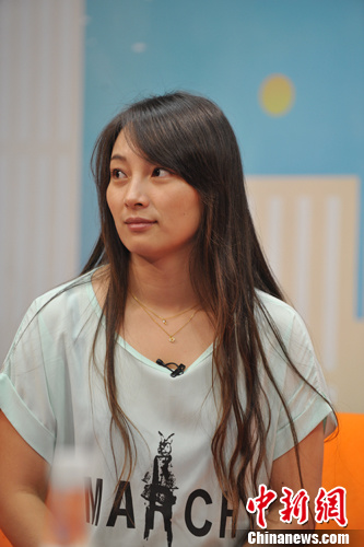 李妮娜从小到大都自己做主自嘲生活中缺乏自信