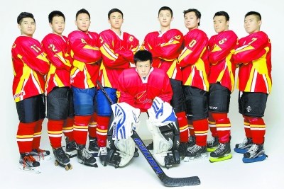 北京冰球少年憧憬2022冬奥:在家门口为国争光