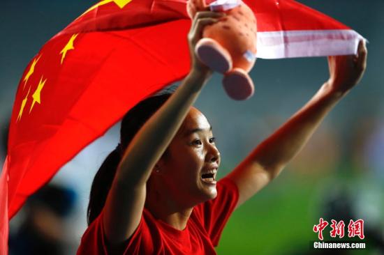 韦永丽:借“阿添”福跑进半决赛对自己表现满意