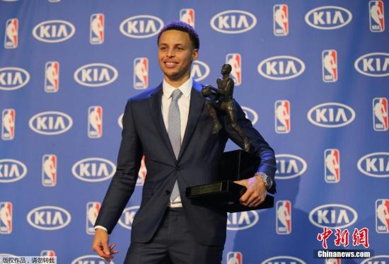 库里:我希望一直留在勇士队尽可能活在当下