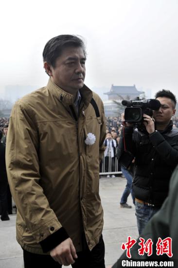 ����ΰ���й������ػ������ر�:����һ�ν�����