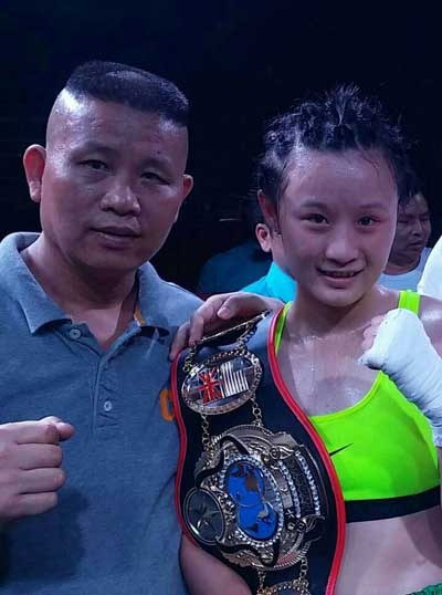 拳击成就90后女孩的梦自诩“心有猛虎嗅蔷薇”