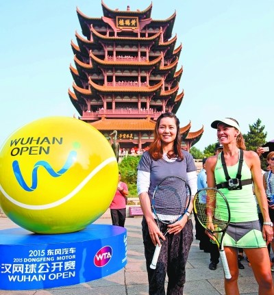 李娜不干涉自传电影选角享受自己带孩子的生活