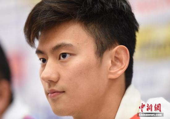 宁泽涛出场引来尖叫声一片男神眼里只有奥运会