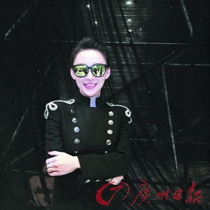 �����ÿ�����Ӱ�ӽ緢������Ʒ�ƶ���ī��