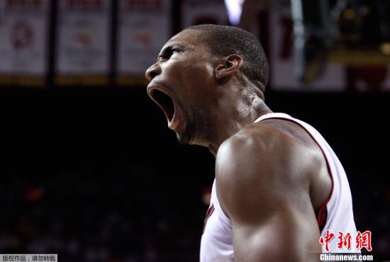 韦德:波什精神状态很好他正尝试做些轻度训练