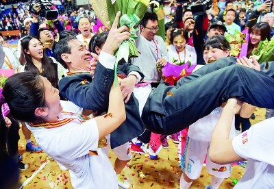 许利民:女篮困境中激发潜能未来归零后再出发