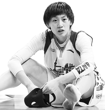 WCBA��Ů�����ϣ�����½�����ʷ����ݺ�ͬ����