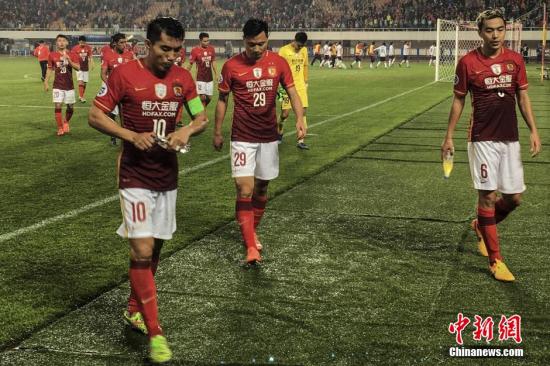 ���ϳ��ֺ����ͼ�ʧ��˹������:ƽ���ǹ�ƽ���