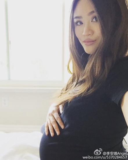 ��С������ɹ��������������Ů��һ��������ȣ�ͼ��