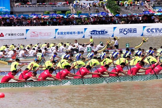 �л����۴�������վ��Ļ˳���ִӽ�����վ��������