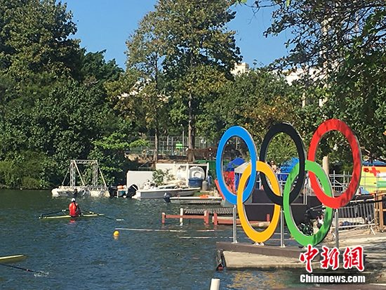 女子单人双桨决赛段静莉摘得一铜