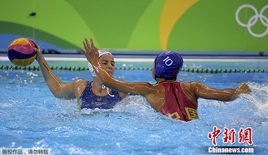 �й��ӻ����Լ����Ů��ˮ�������