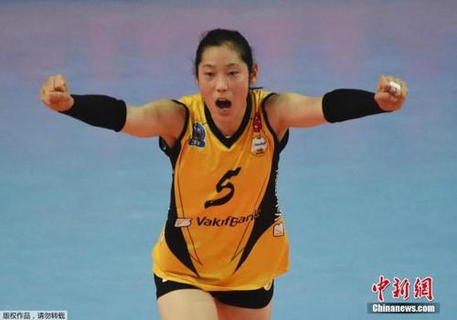 中国女排球员朱婷收获留洋后首冠22分荣膺当场得分王