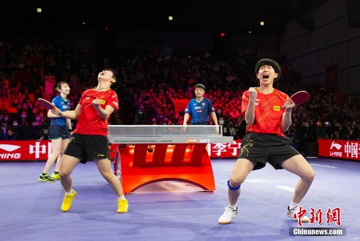 王楚钦/孙颖莎卫冕世乒赛混双冠军