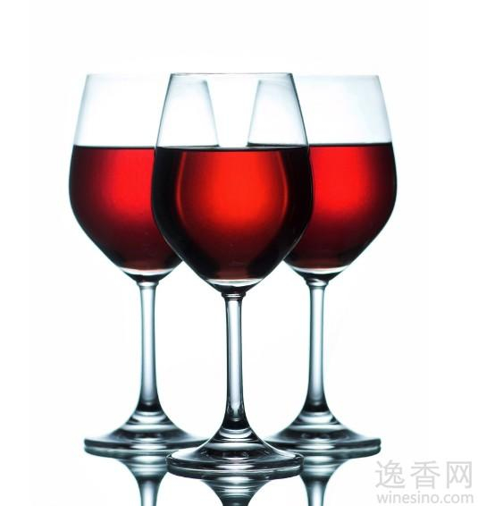中国葡萄酒市场大国内红酒普及率达39%