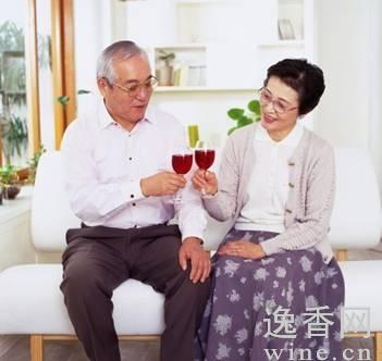 葡萄酒养生:对心脏保养有好处(图)