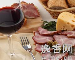 葡萄酒的配餐学问:切莫乱点鸳鸯谱(图)