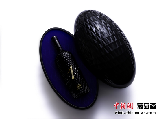 张裕爱斐堡1号被法国葡萄酒大学永久珍藏(图)