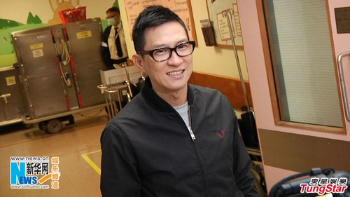 张家辉赴医院探欧阳震华指要其戒酒如坐牢(图)