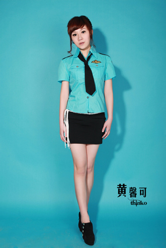 歌手黄馨可穿制服性感照曝光 将参加快女选拔(图)