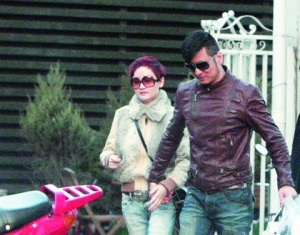 ���˻��Ͳ��ؼ�סŮ�ѣ��������ܡ��涾����Ӱ��