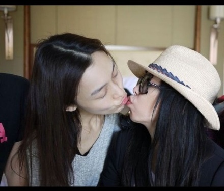 �Ż���ɹ�뷶����������Ц�Թ�����ϵ��ͼ��