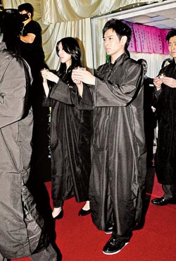 ��־ӱ˼����̾����ദ������������2̥�ֲ�