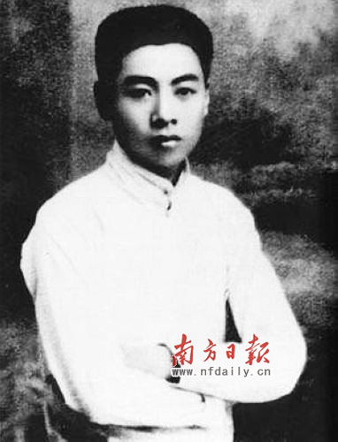 刘烨获赞长相似毛泽东为角色每日喝啤酒增肥图2