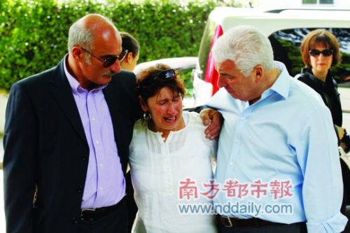 ���ס�������˹������δȷ�������󡱸�ĸ���Ů��3��