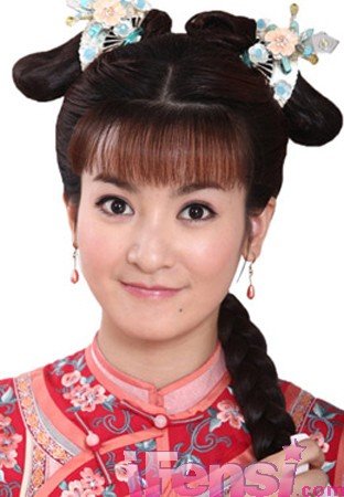 【点击查看其它图片】新版《还珠格格》当下正在播出,这里且不论这版