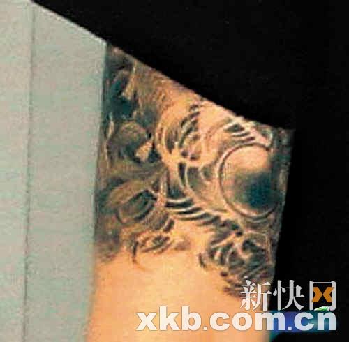 ֣�л��ֺ�Ů�ѵ����ϰָĵ��밢Sa����������ͼ����2��