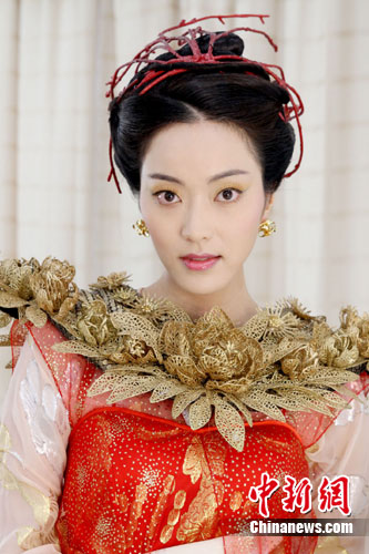 �����ɡ���ױ���ع�����Ű桰��Сٻ���崿����ͼ����4��