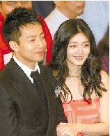 ����������ٽ�ͷ����ƴ����˸���ţ��ֳ����Ҿˣ�3��