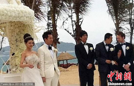�롰�������١���Ⱦ��Ů���ǣ���S��ޱ�����ݣ�ͼ��